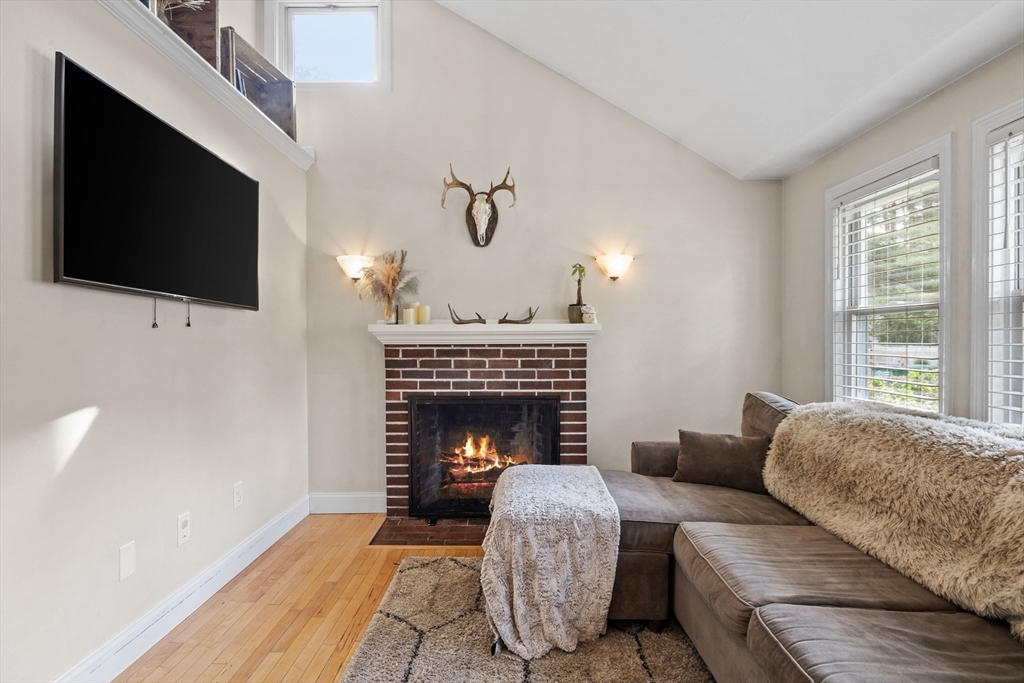 6 Ruth Road Pembroke, MA 02359 - Photo 10 of 29 Gallery Image 10