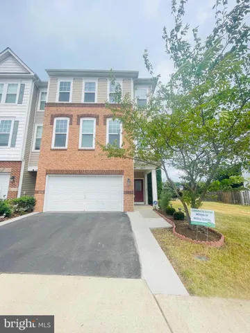 $3,650 | 24677 Capecastle Terrace, Aldie, VA 20105