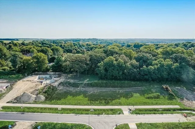 $128,900 | L428 Bear Tree, DeForest, WI 53532