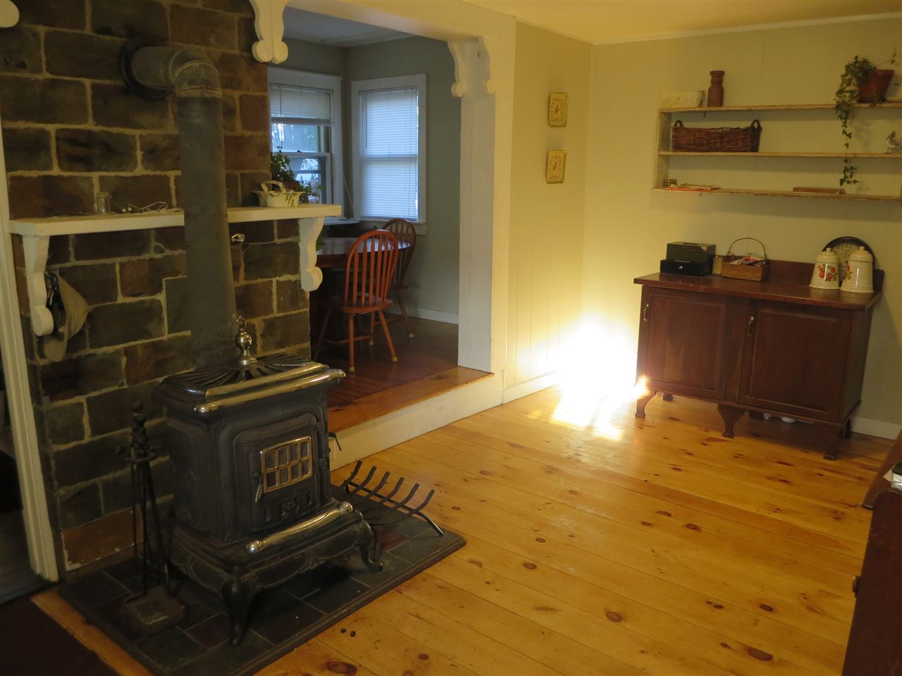 7 Division Place Bennington, VT 05201 - Photo 12 of 34 Gallery Image 12