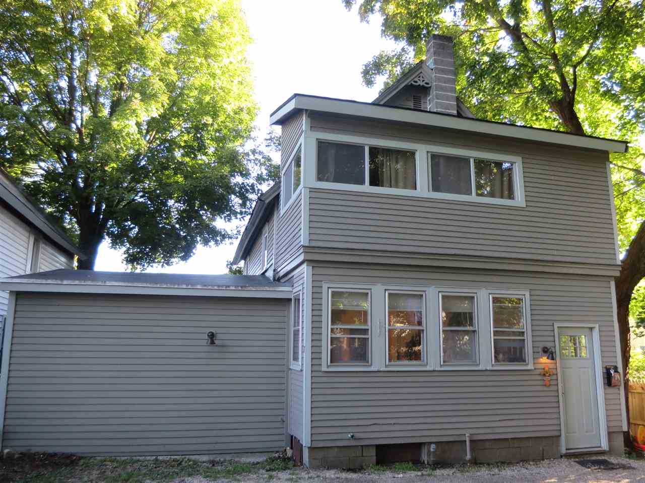 7 Division Place Bennington, VT 05201 - Photo 3 of 34 Gallery Image 3