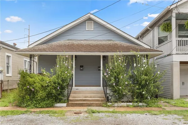 $1,300 | 508 South Murat Street, New Orleans, LA 70119