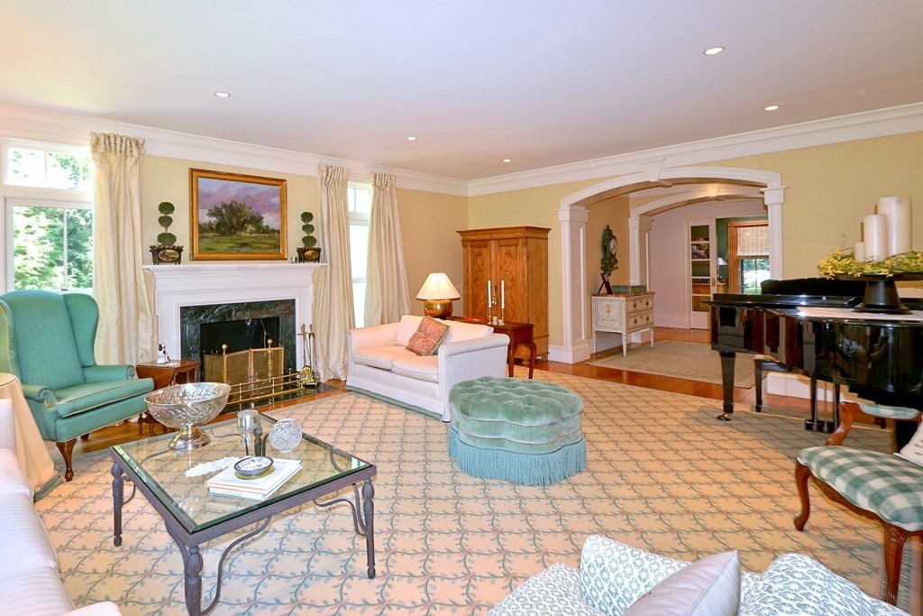 101 Plain Road Wayland, MA 01778 - Photo 11 of 28