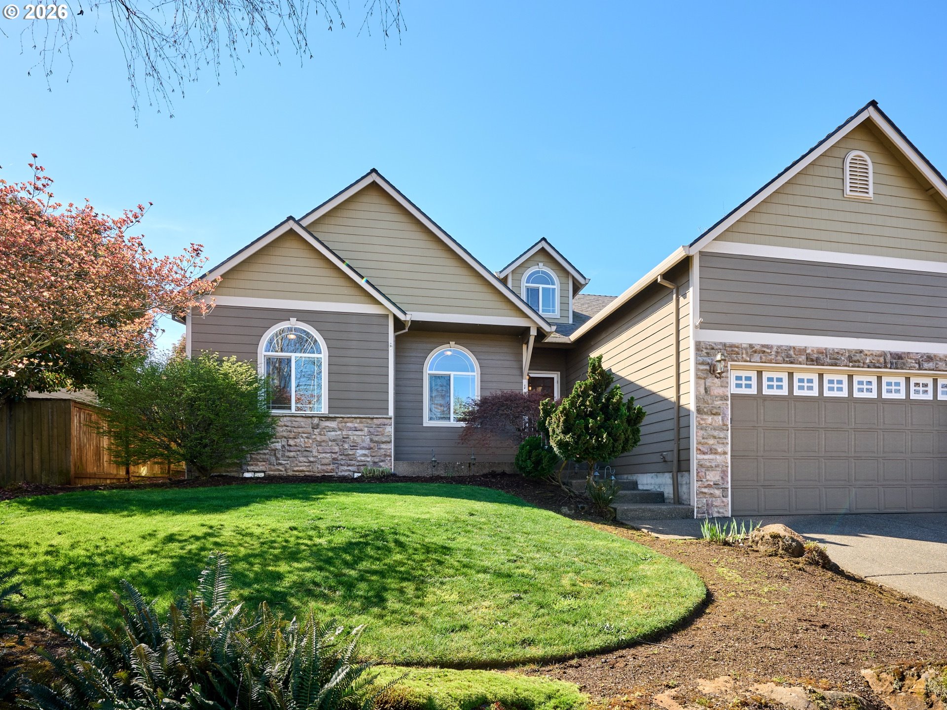 111 Breyonna Way Silverton, OR 97381 - Photo 2 of 36