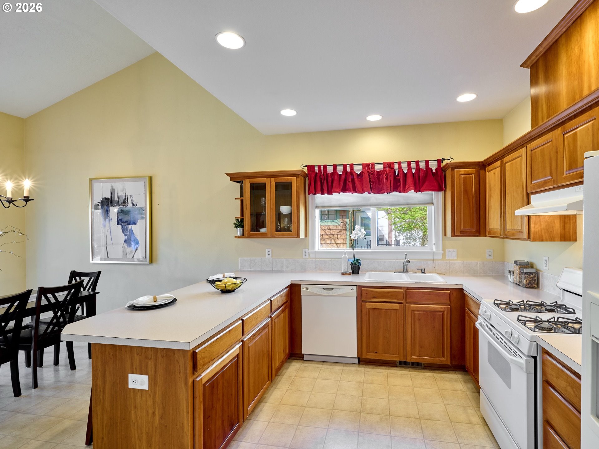 111 Breyonna Way Silverton, OR 97381 - Photo 10 of 36