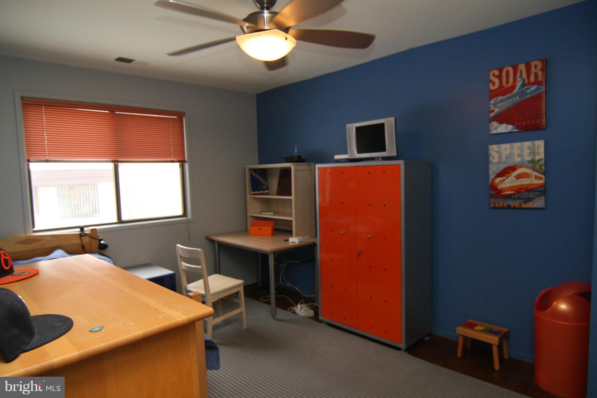 9313 Friars Road Bethesda, MD 20817 - Photo 24 of 30 Bedroom