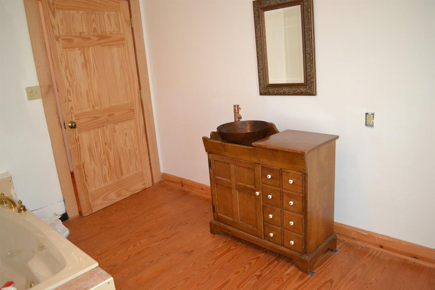 86 Cheek Lane London, KY 40744 - Photo 7 of 18 Photo 7