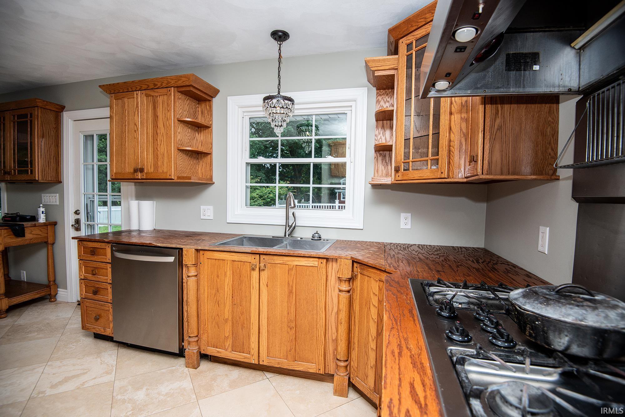 2513 East St Road Vincennes, IN 47591 - Photo 7 of 45