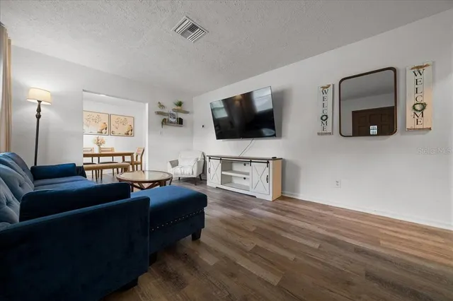 $275,000 | 5735 Northeast 14th Avenue, Ocala, FL 34479