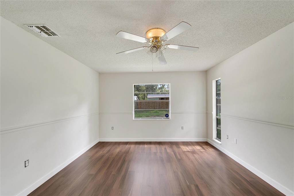 502 Euclid Avenue Seffner, FL 33584 - Photo 18 of 35