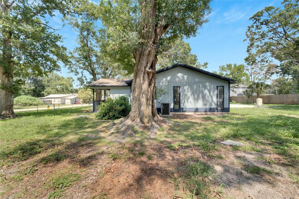 502 Euclid Avenue Seffner, FL 33584 - Photo 25 of 35