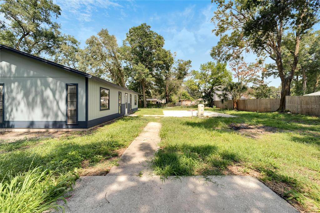 502 Euclid Avenue Seffner, FL 33584 - Photo 26 of 35