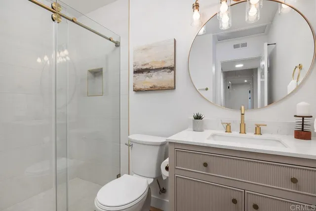 $1,249,000 | 5085 Siros Way, Oceanside, CA 92056