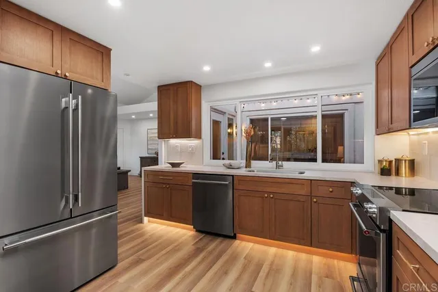 $1,249,000 | 5085 Siros Way, Oceanside, CA 92056