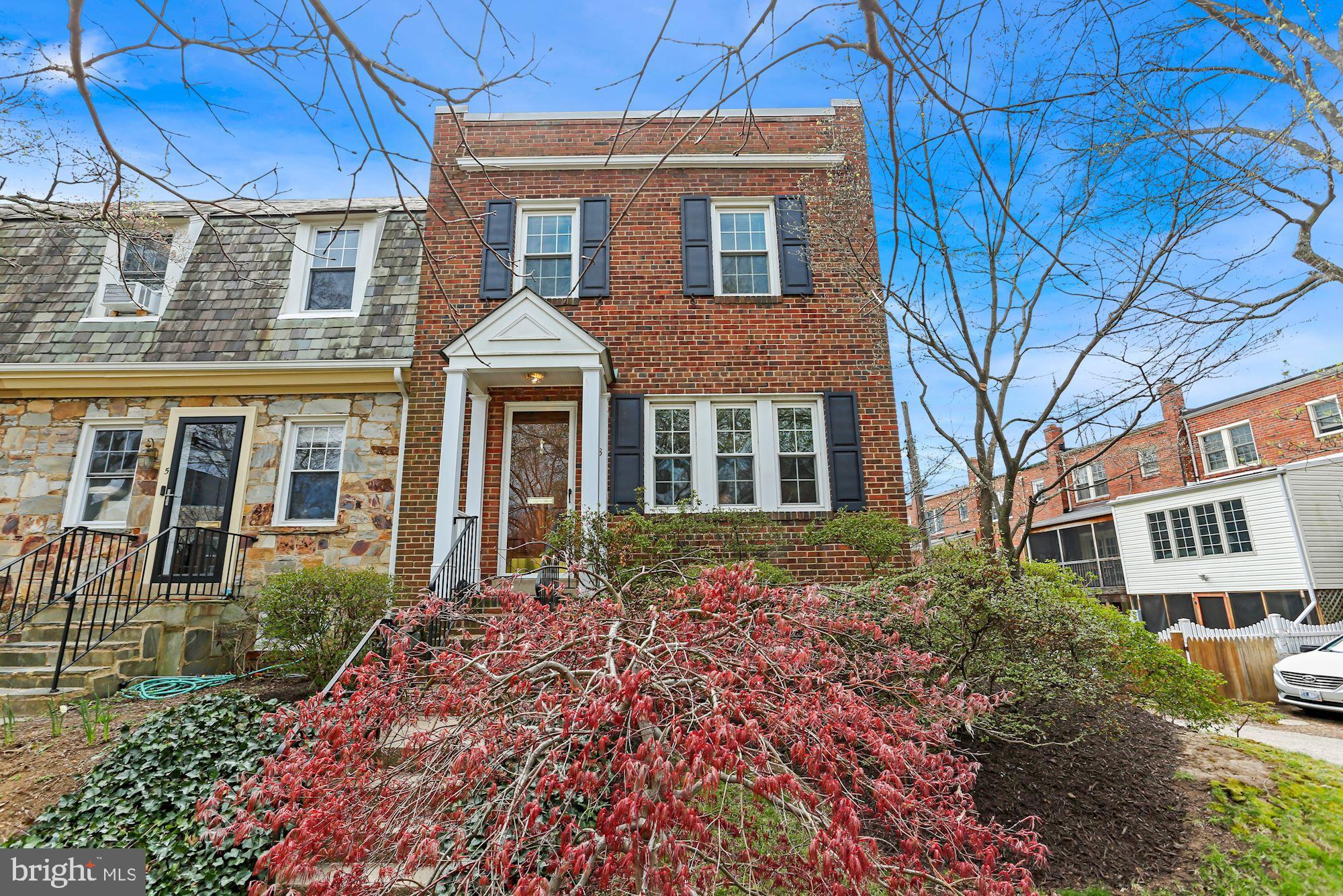 3 East Maple Street Alexandria, VA 22301 - Photo 2 of 59