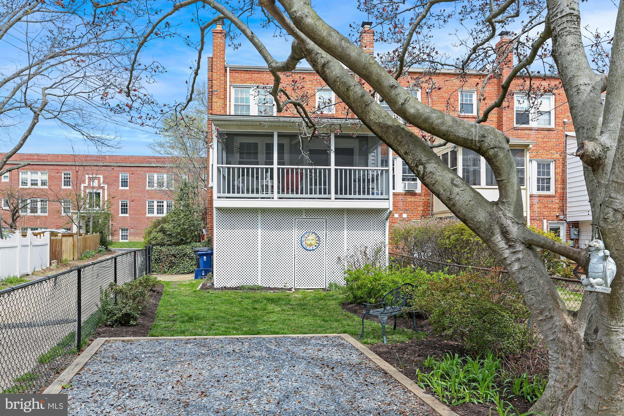 3 East Maple Street Alexandria, VA 22301 - Photo 35 of 59
