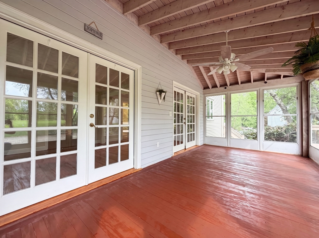 153 High Street Topsfield, MA 01983 - Photo 23 of 36