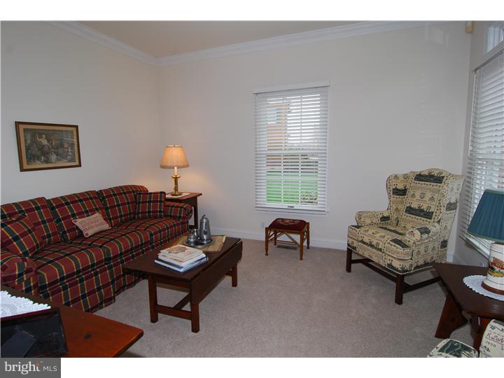 2900 Duffield Lane Sinking Spring, PA 19608 - Photo 10 of 24 Living Room
