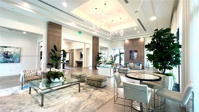 $3,700 | 4670 Northwest 84th Avenue, Unit 22, Doral, FL 33166