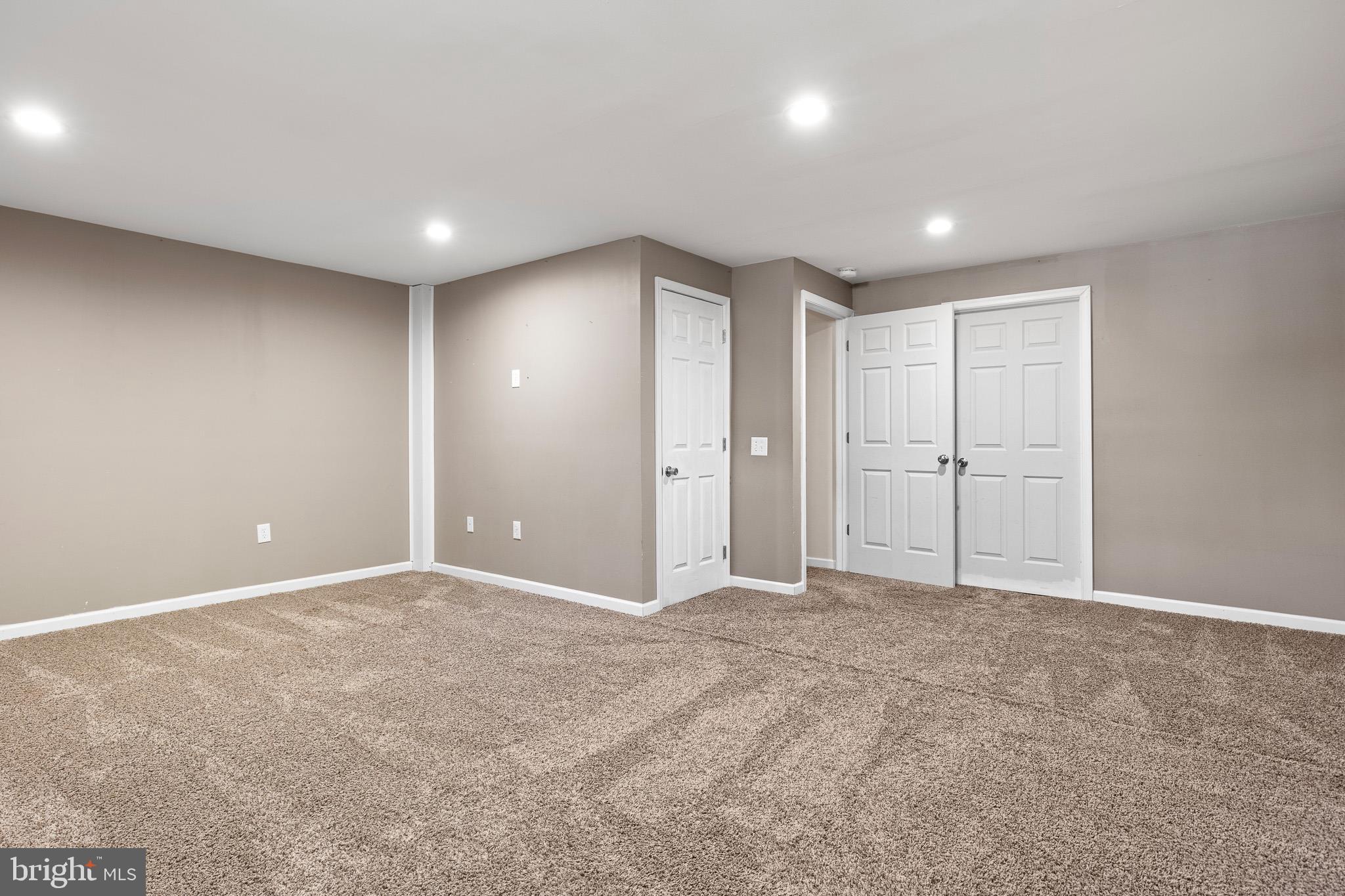 180 Darling Street Newark, DE 19702 - Photo 18 of 21 Finished Basement