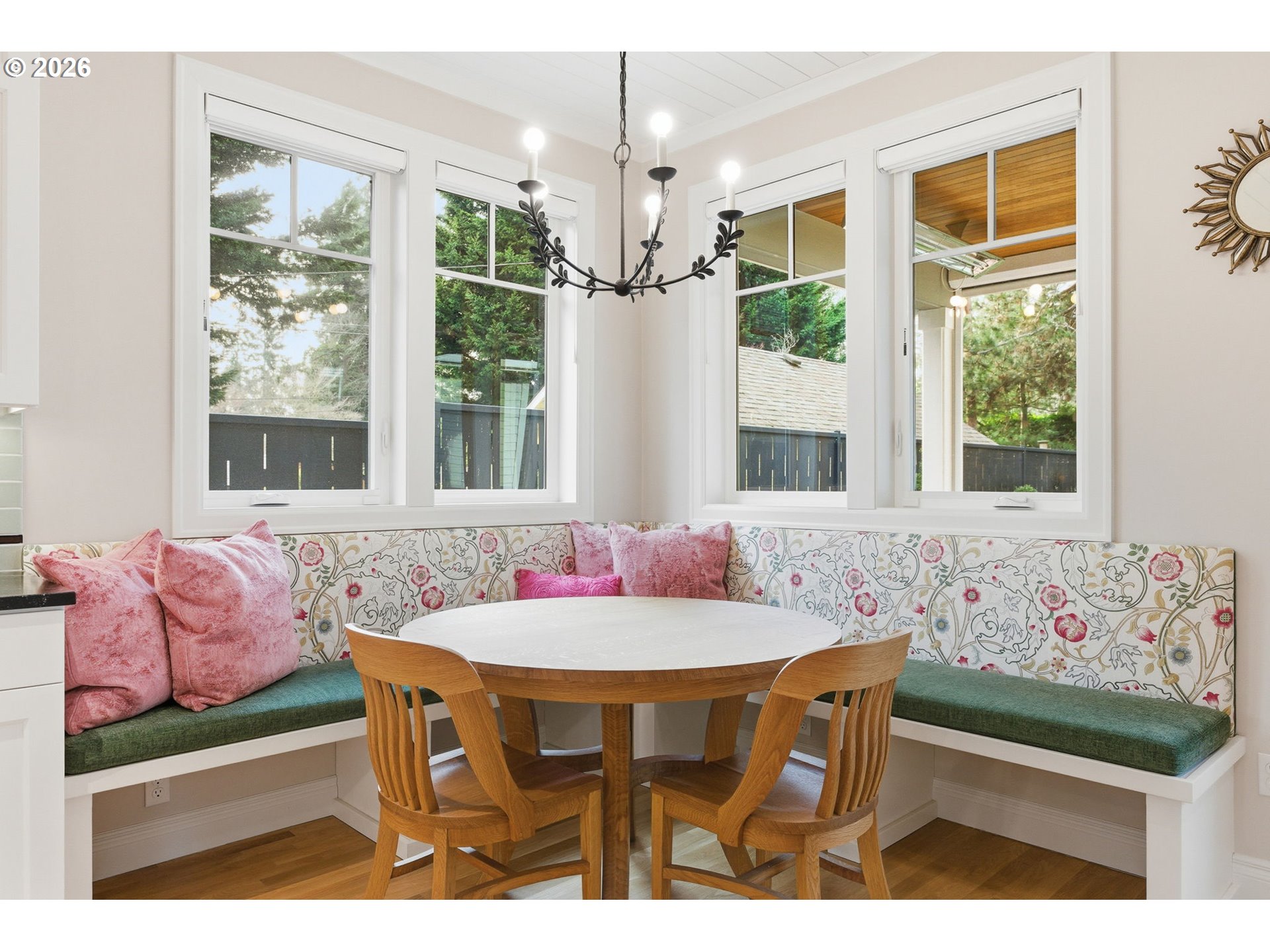 330 6th Street Lake Oswego, OR 97034 - Photo 14 of 48 a dining room with furniture and window