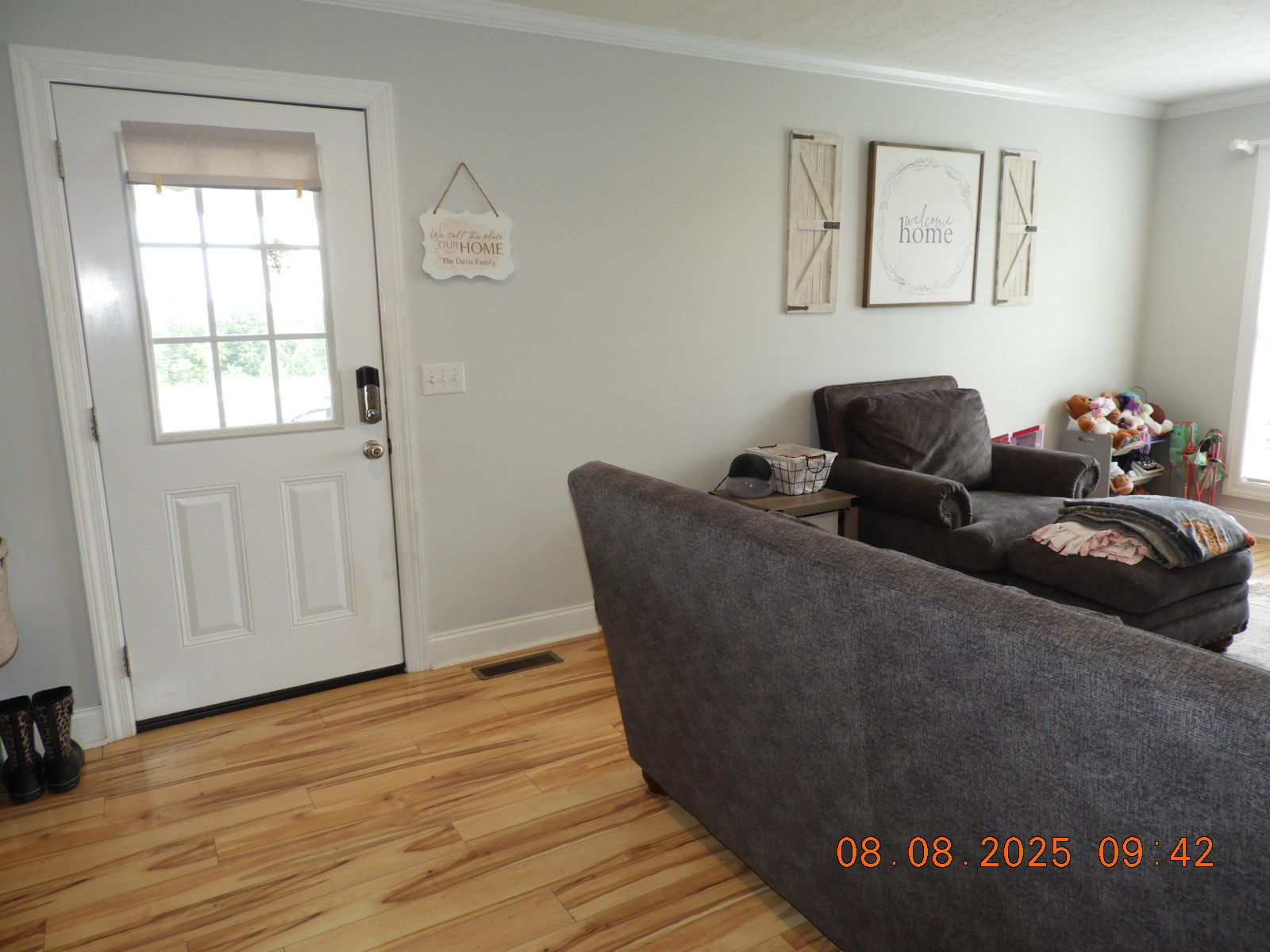 202 Desperado Avenue Pulaski, TN 38478 - Photo 25 of 35 a living room with furniture and wooden floor