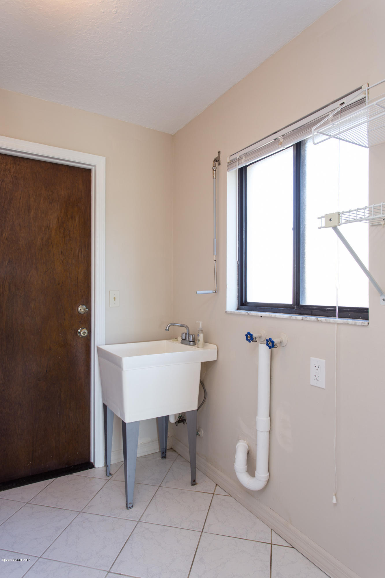 46 Country Club Road Cocoa Beach, FL 32931 - Photo 14 of 28 12-46 Country Club Rd