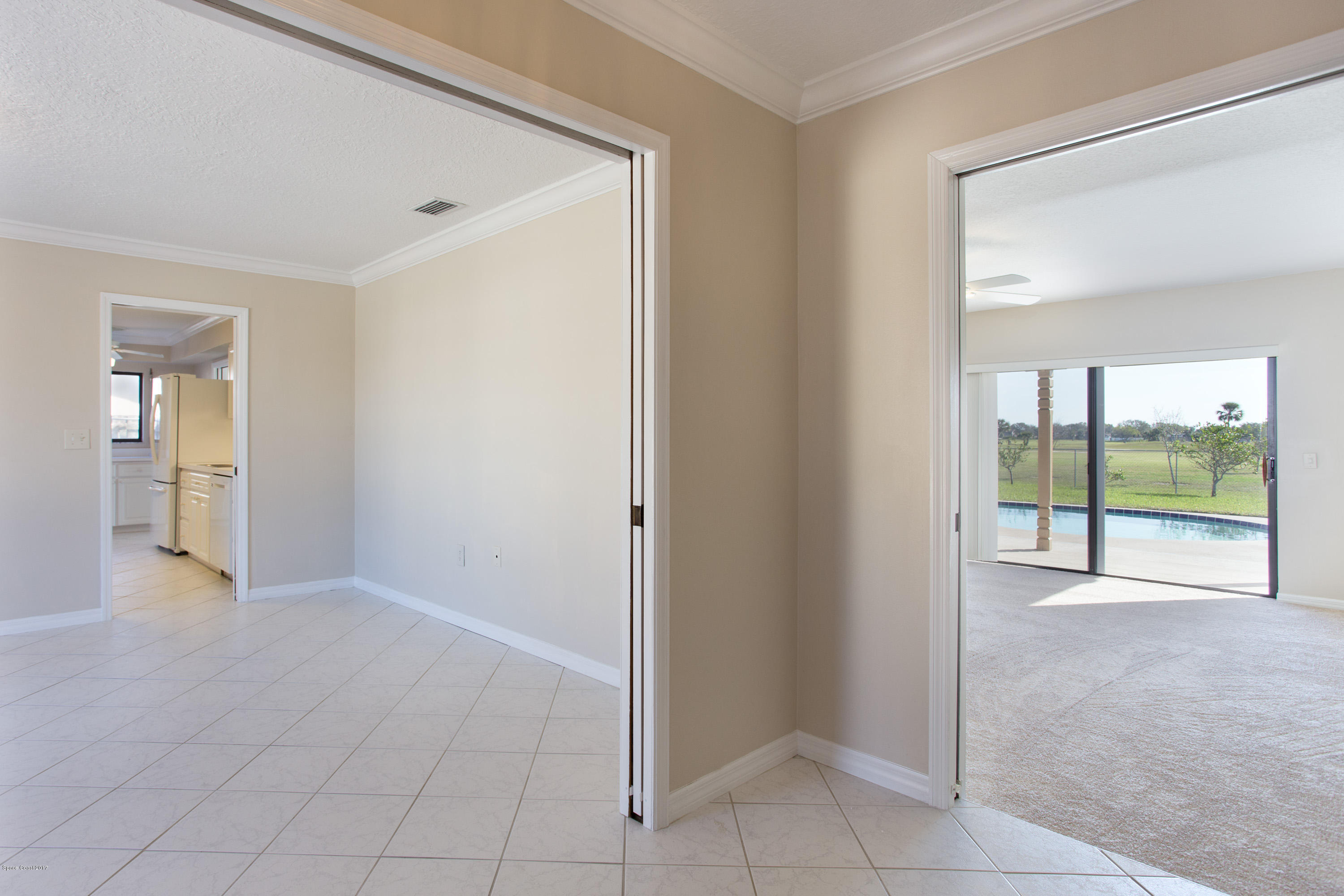 46 Country Club Road Cocoa Beach, FL 32931 - Photo 10 of 28 04-46 Country Club Rd