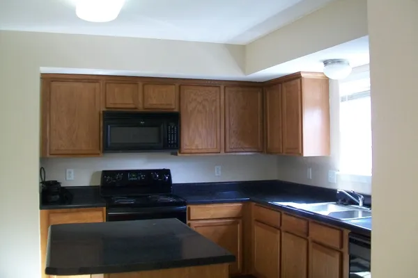 $2,000 | 865 Maricopa Drive, Murfreesboro, TN 37128