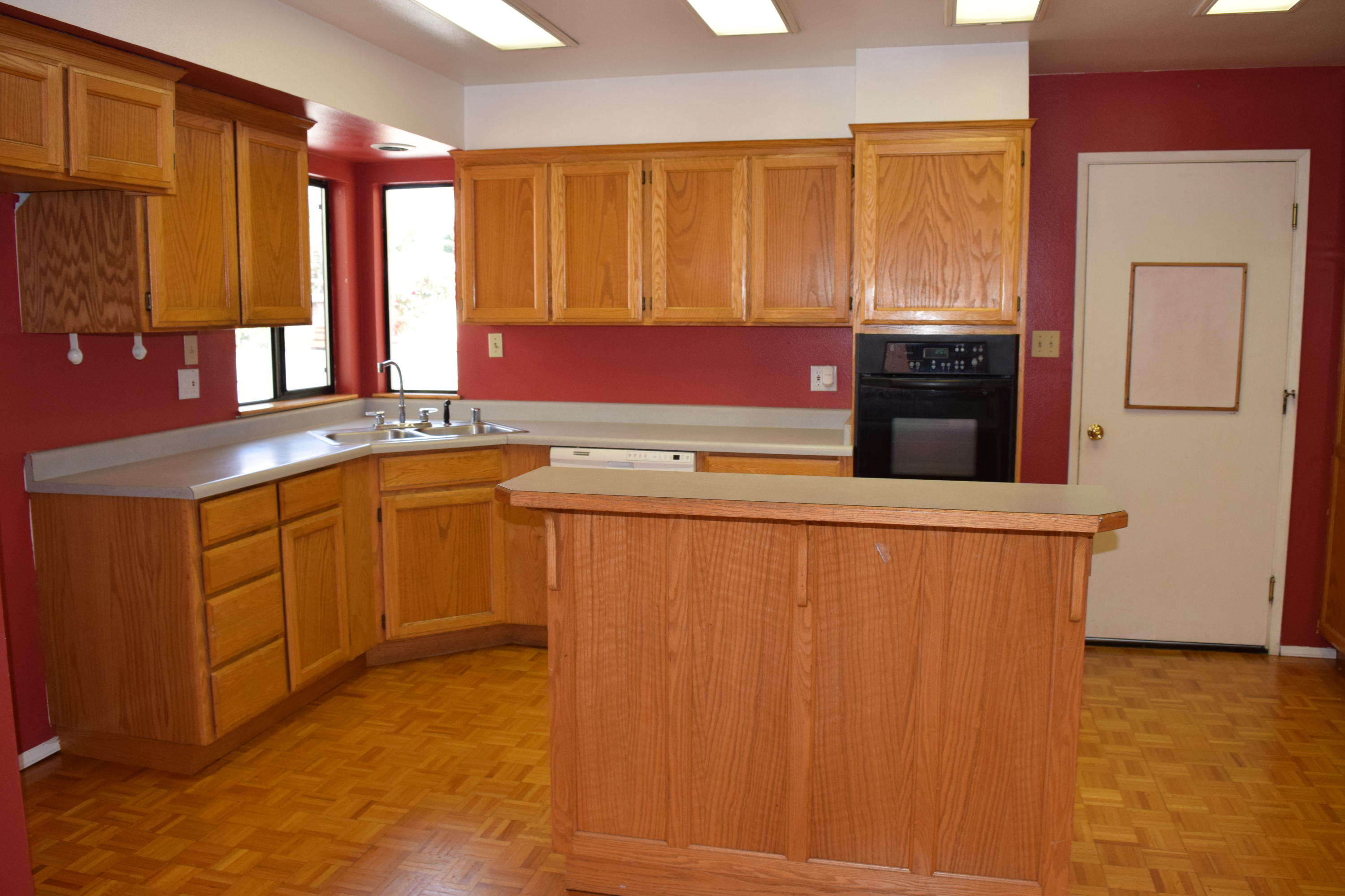2051 Sutter Road McKinleyville, CA 95519 - Photo 11 of 27