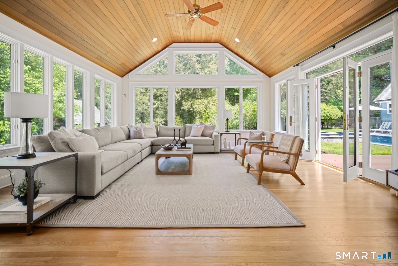 110 Sport Hill Road Redding, CT 06896 - Photo 13 of 39