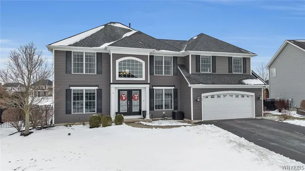 $674,900 | 26 Sterling Place, Lancaster, NY 14086