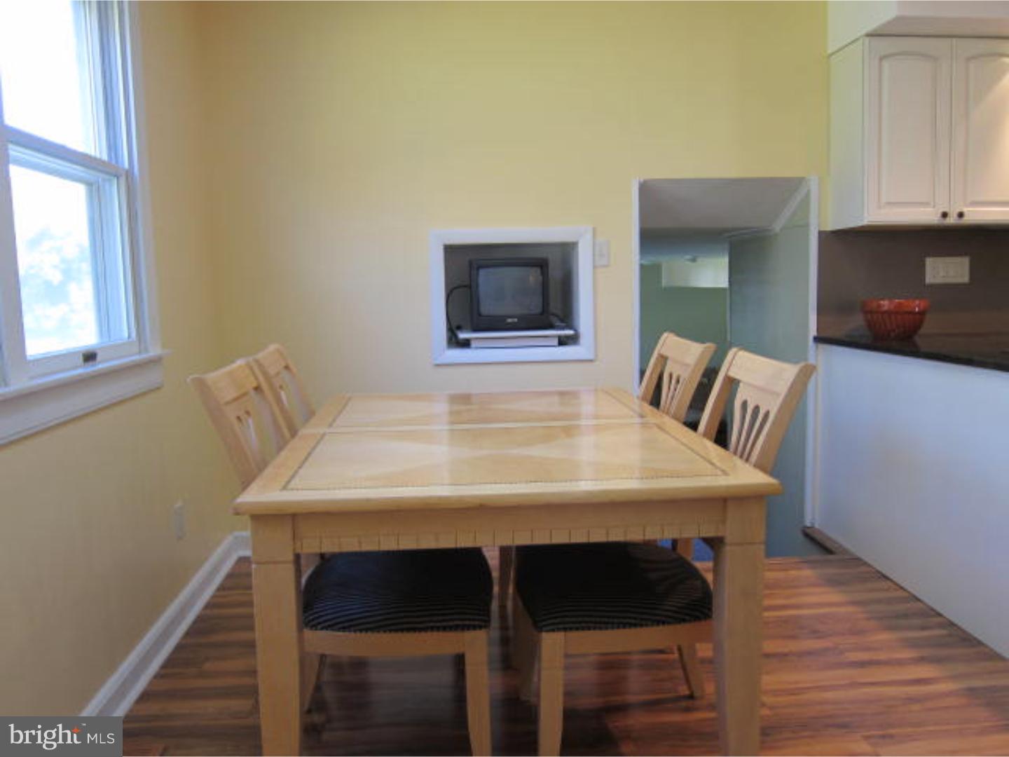 26 Rotterdam Road West Holland, PA 18966 - Photo 7 of 25 Kitchen