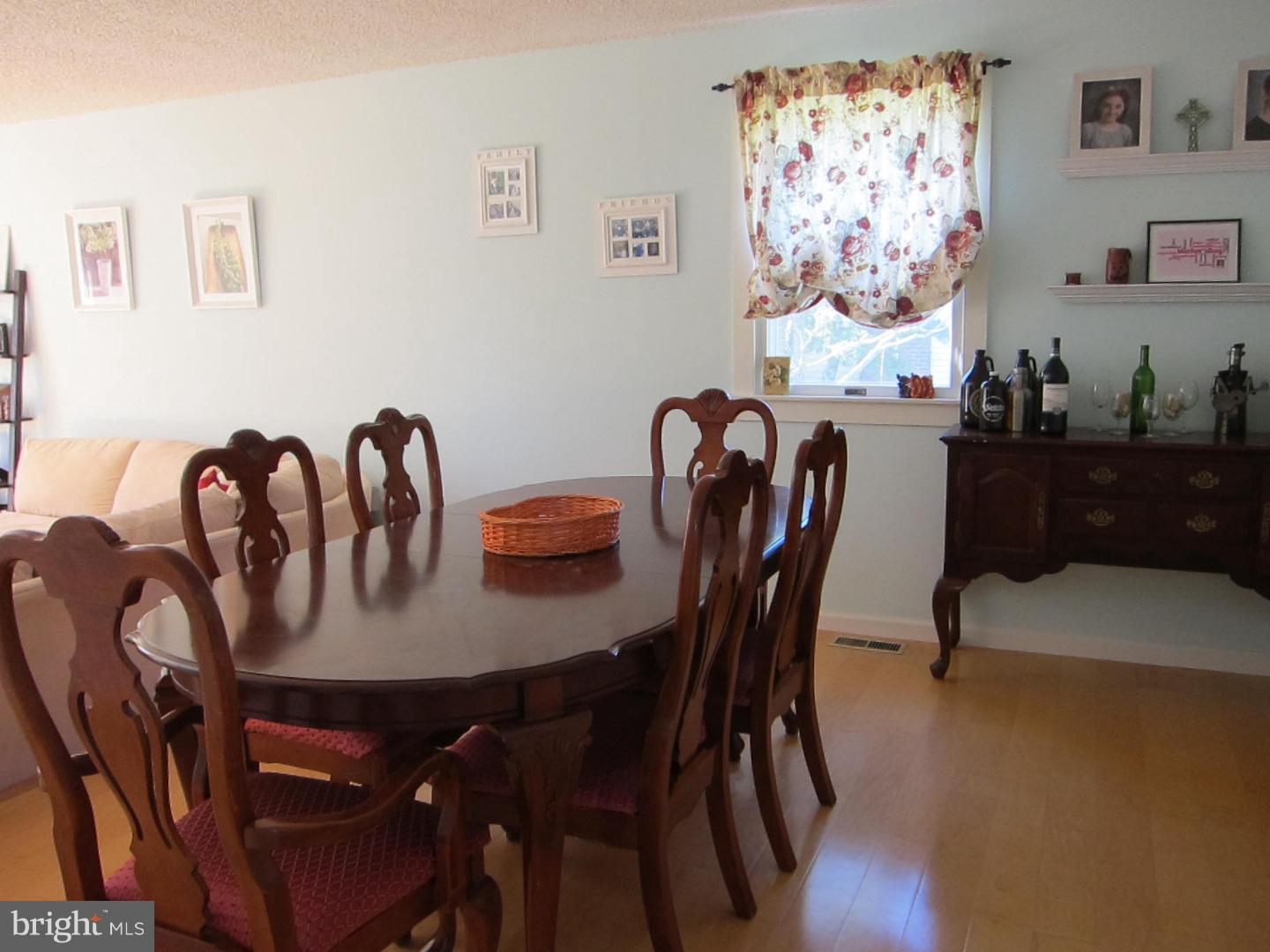 26 Rotterdam Road West Holland, PA 18966 - Photo 9 of 25 Dining Room