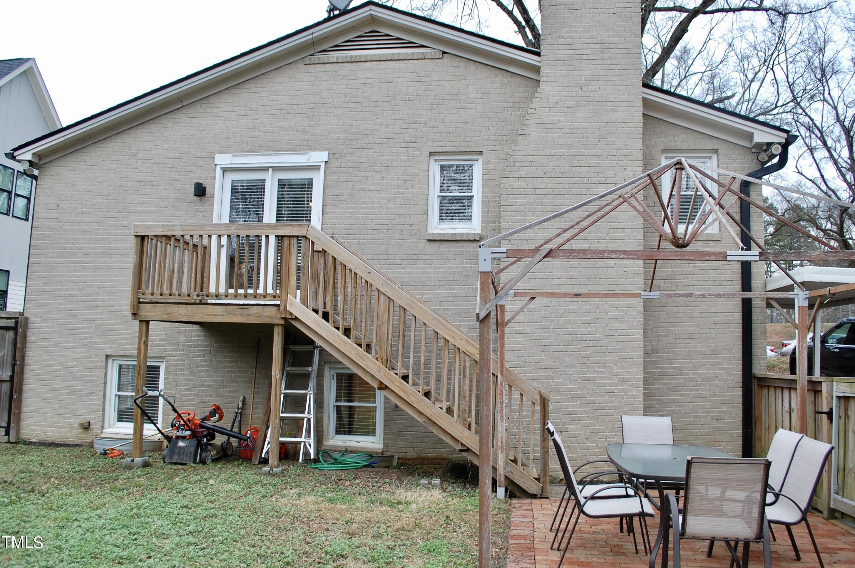 933 Brookside Drive Raleigh, NC 27604 - Photo 32 of 38 DSC_0138