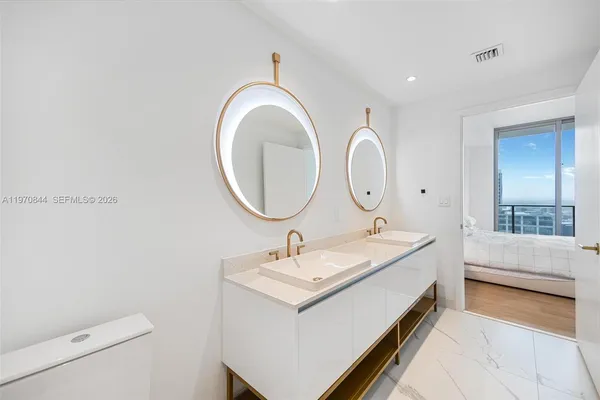 $9,500 | 2678 Tigertail Avenue, Unit 1603, Miami, FL 33133