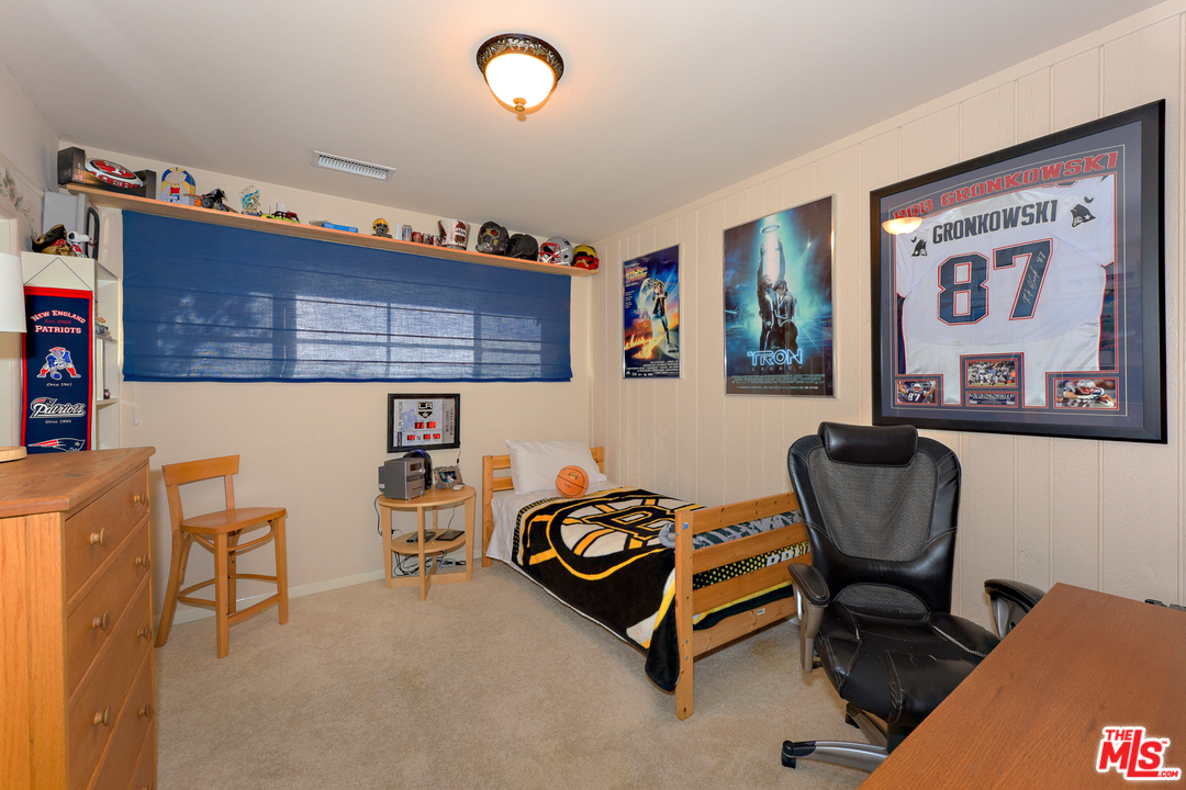 2005 Chilton Drive Glendale, CA 91201 - Photo 16 of 32