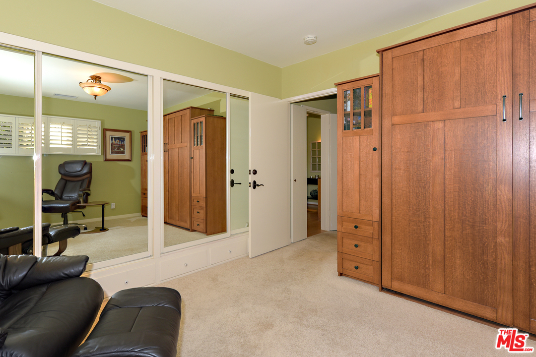 2005 Chilton Drive Glendale, CA 91201 - Photo 20 of 32