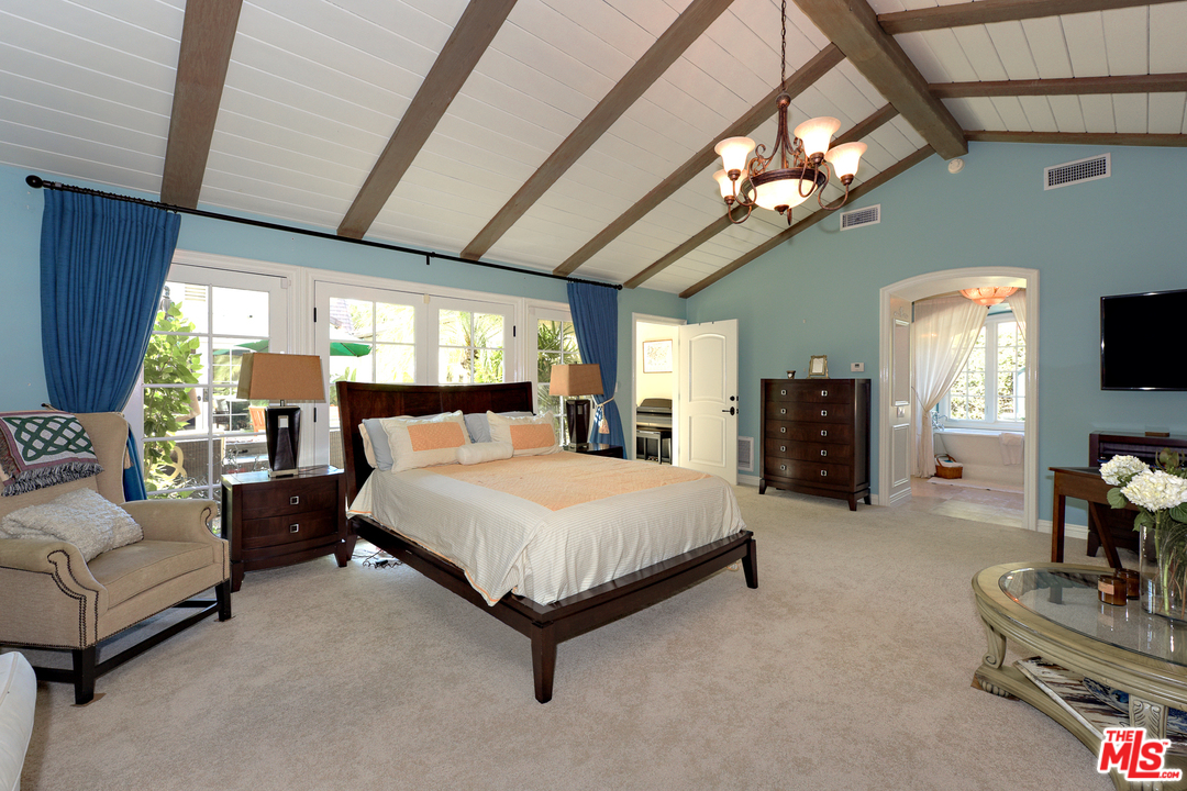 2005 Chilton Drive Glendale, CA 91201 - Photo 22 of 32