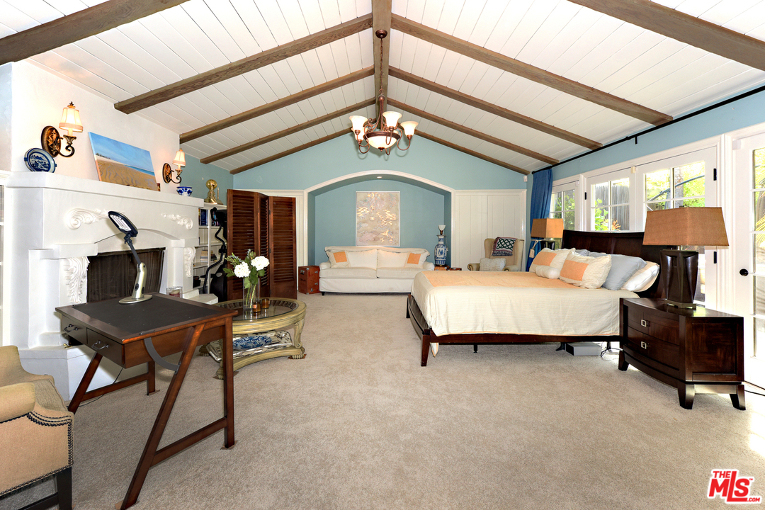 2005 Chilton Drive Glendale, CA 91201 - Photo 25 of 32