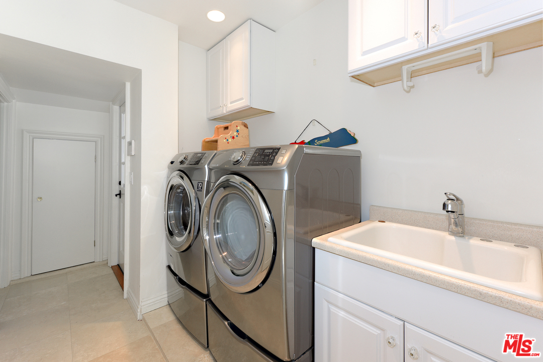 2005 Chilton Drive Glendale, CA 91201 - Photo 28 of 32