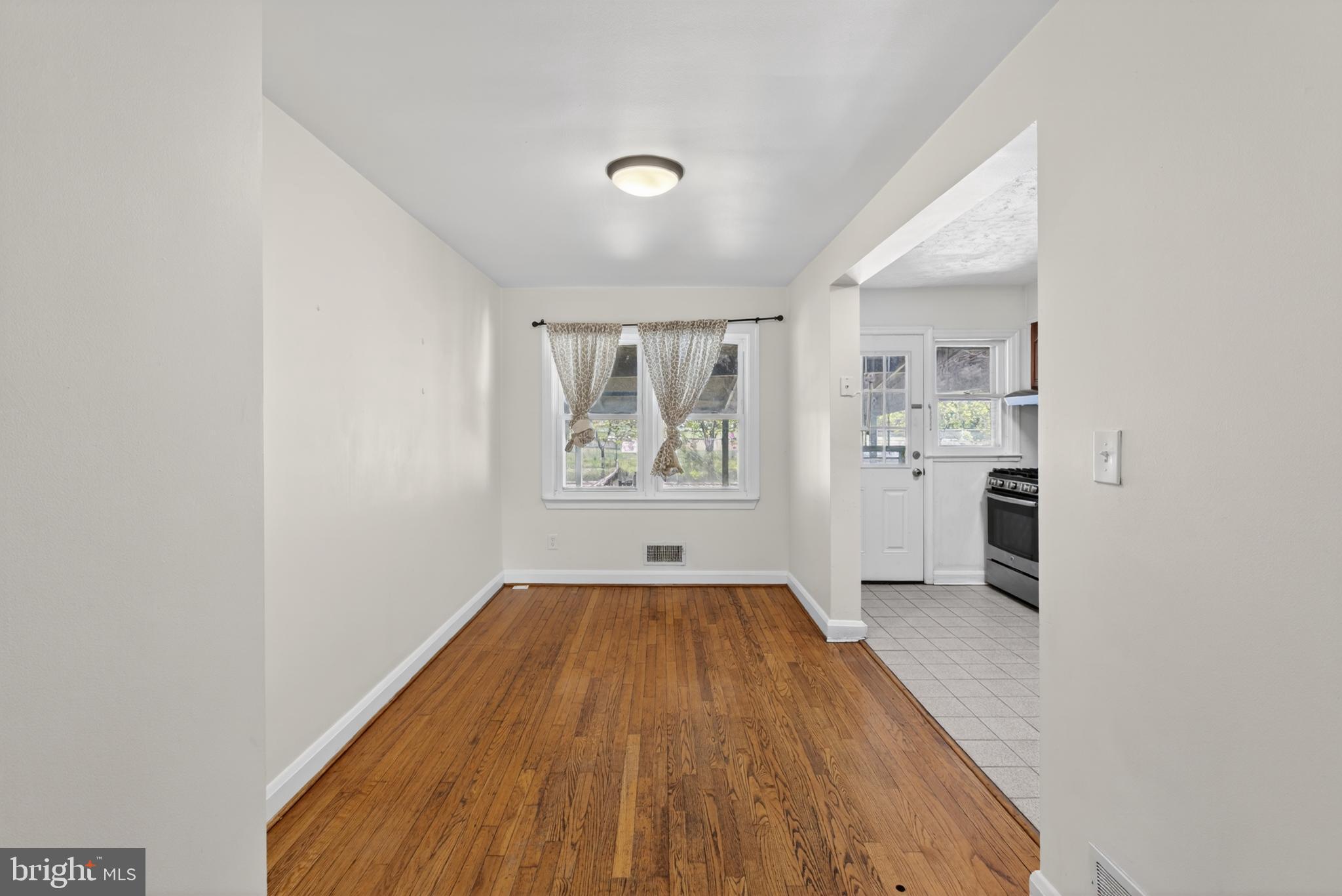 2233 Firethorn Road Baltimore, MD 21220 - Photo 14 of 40
