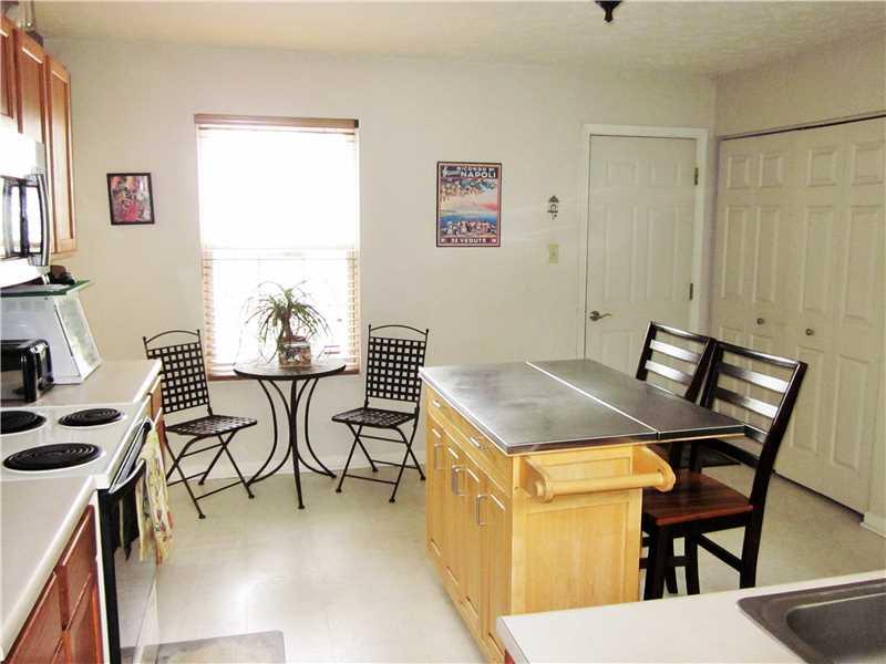1172 Old Farm Road Lawrence, PA 15055 - Photo 3 of 14 Kitchen.