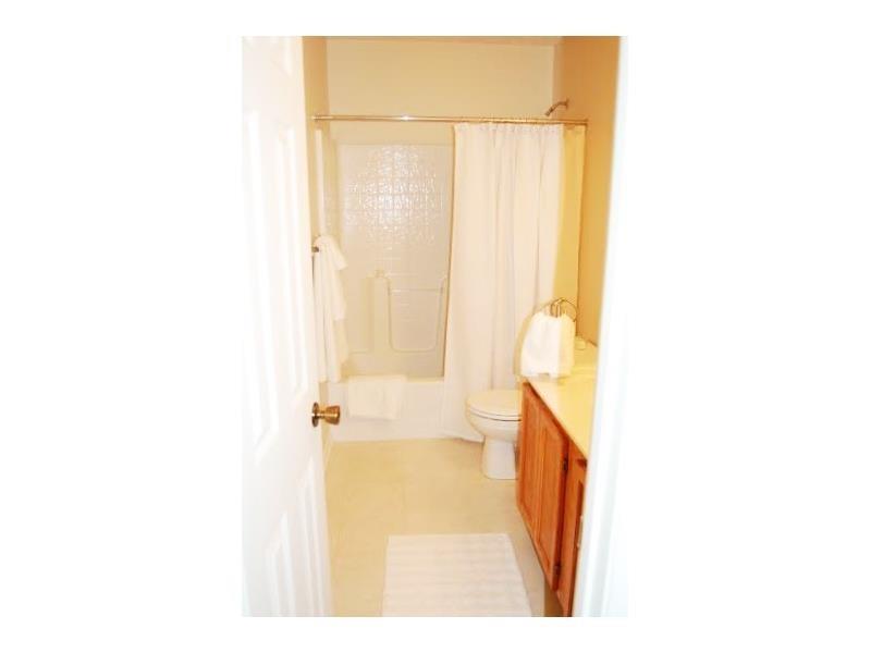 1172 Old Farm Road Lawrence, PA 15055 - Photo 8 of 14 Full Bath.