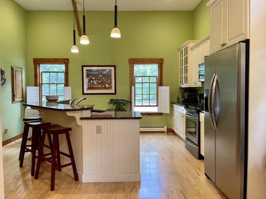 163 Greensboro Road, Unit 1 Hanover, NH 03755 - Photo 2 of 22 Gallery Image 2