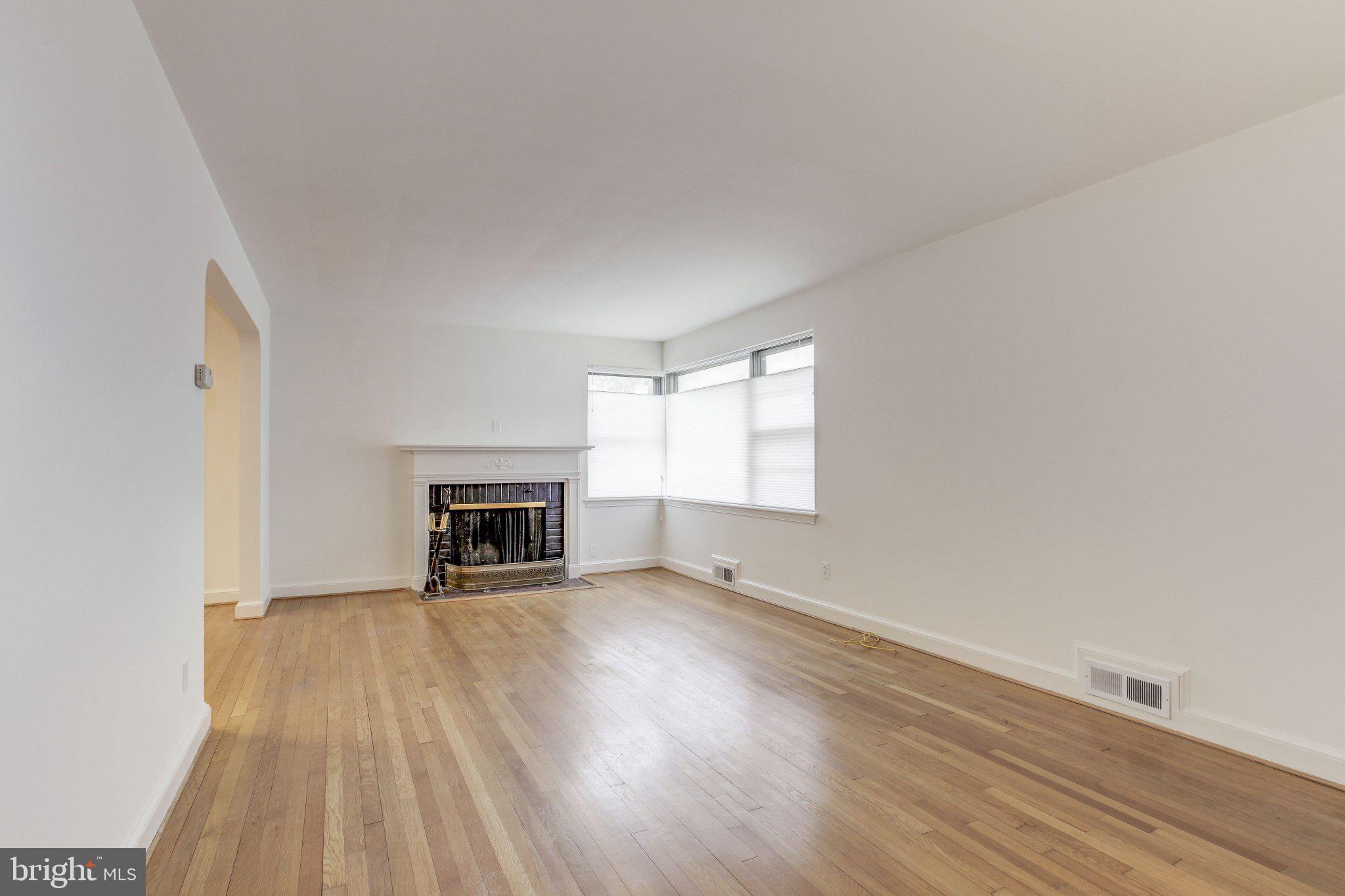 5601 Pollard Road Bethesda, MD 20816 - Photo 7 of 26 Gallery Image 7