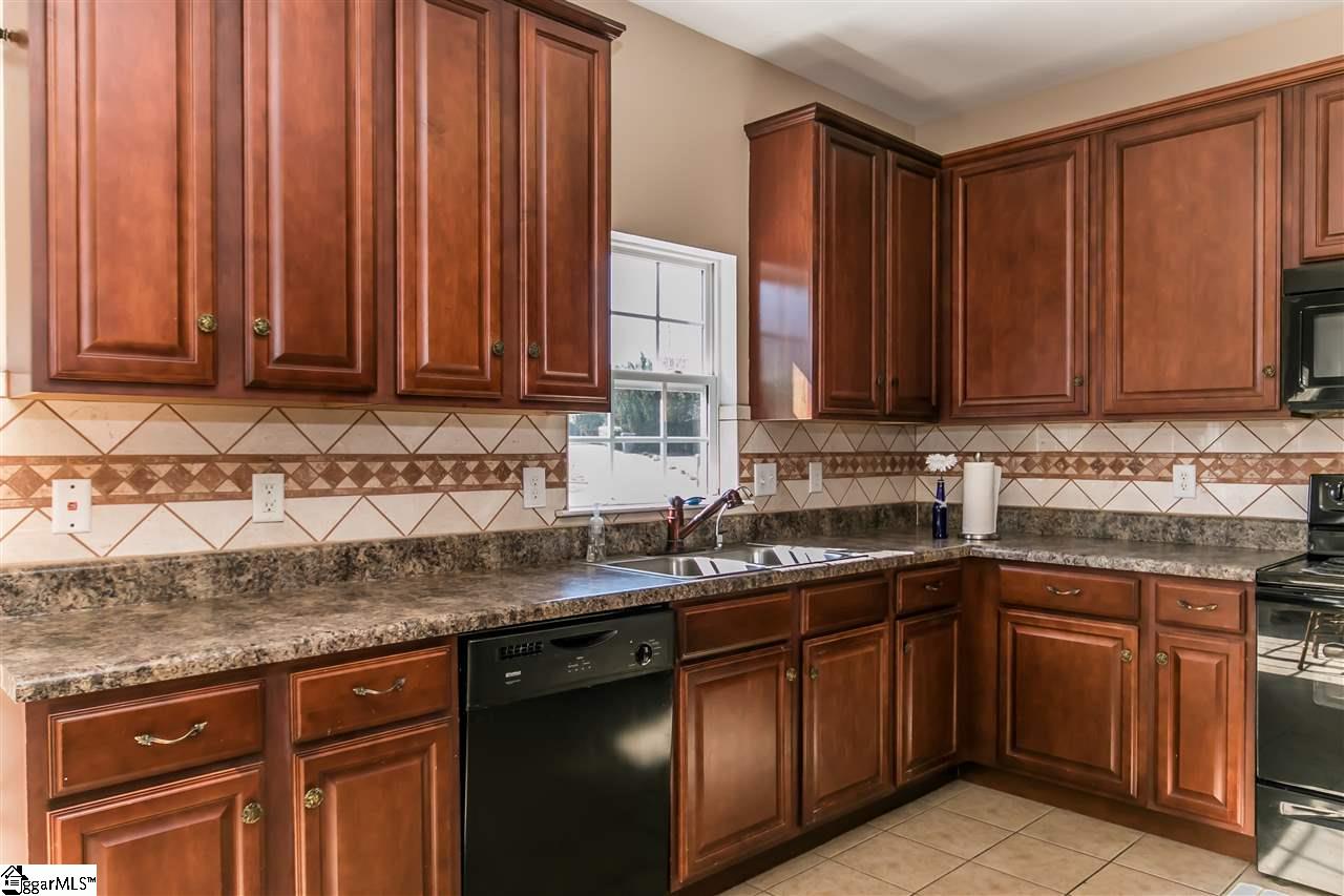 505 Yearling Road Greenville, SC 29617 - Photo 8 of 24 Gallery Image 8