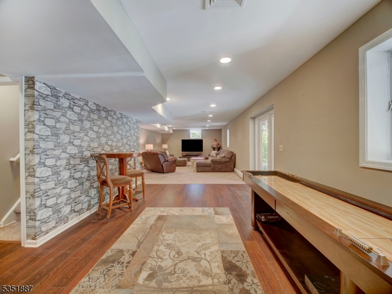 7 Arden Road Denville, NJ 07834 - Photo 38 of 50