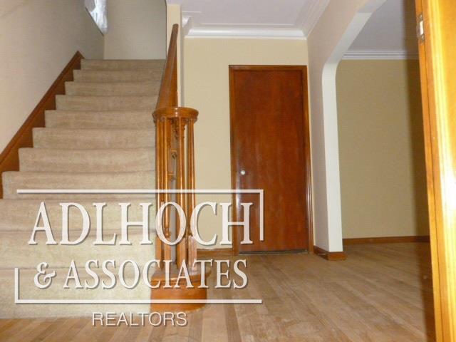 987 Fisher Road Grosse Pointe, MI 48230 - Photo 3 of 17 31295792-2.JPG