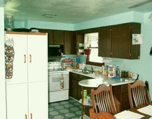 267 Whitestown Road Harmony, PA 16037 - Photo 8 of 8 Kitchen.